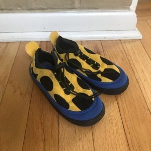 Water shoes